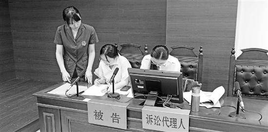 咋回事?花40万请主播带货只卖出3000元 太尴尬了