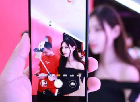 直播业月薪9423元 并非都是李佳琦 事实两极分化